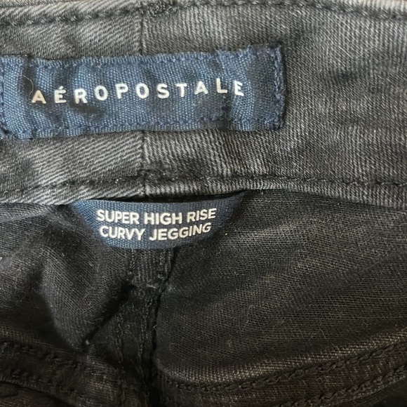 Aeropostale super high-rise curvy black jegging (6 R) - Picture 3 of 4